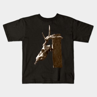 dead animal head bones Kids T-Shirt